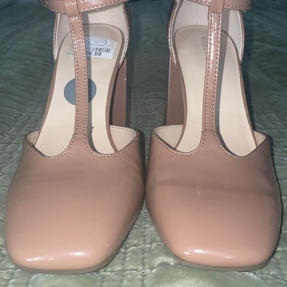 Marc Fisher beige tan patent leather chunky block heel mary janes pre-loved sz 7 - Picture 2 of 6